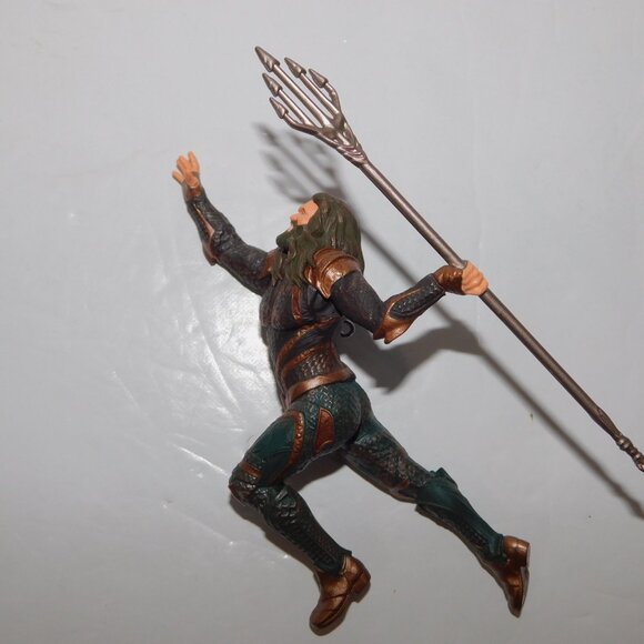 2017 Hallmark Keepsake Justice League Aquaman Christmas Tree Ornament - Picture 8 of 11